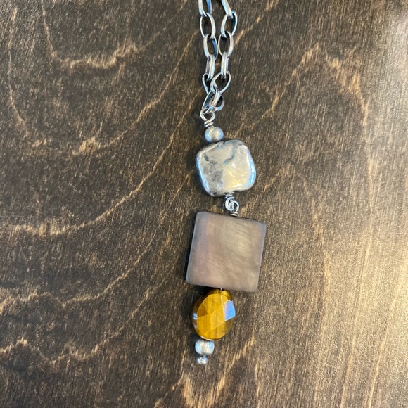 Silpada Tigers Eye Bead Necklace - Picture 3 of 3